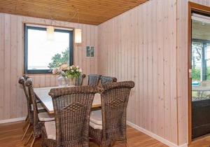 6 person holiday home in Ebeltoft