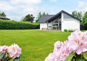 6 person holiday home in Struer-By Traum