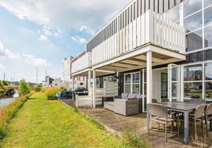 6 person holiday home on a holiday park in Ebeltoft