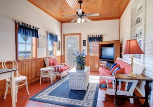 60 m² Cabin ∙ 1 bedroom ∙ 4 guests