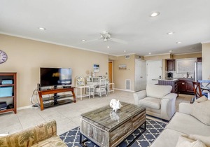 65 m² Condo ∙ 2 bedrooms ∙ 6 guests
