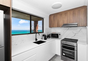 67 South Pacific Crescent - Apartment 2