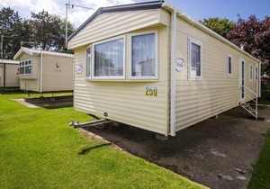 8 berth caravan for hire near Great Yarmouth at Broadland Sands ref 20250BS