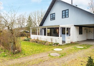 8 person holiday home in Kolind