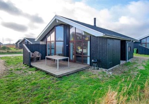 8 person holiday home in Ulfborg-By Traum