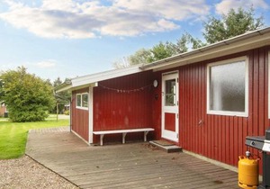 8 person holiday home in Struer-By Traum
