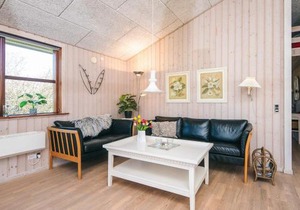 8 person holiday home in Ulfborg