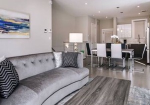 811 #1 - Stunning Duplex Condo - Downtown River North