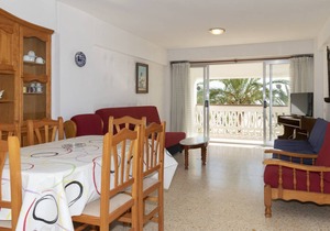 90 m² Apartment ∙ 2 bedrooms ∙ 6 guests
