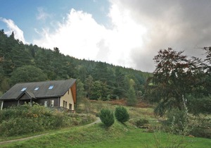 A detached cottage, situated on the west hillside overlooking Loch Lubnaig.