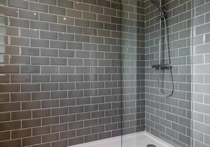 Abbey Farm Cottage | Walking distance to the beach!