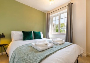 Abbey Farm Cottage | Walking distance to the beach!