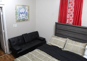 Adorable 2 BR + 2 Bath on The Heights, Jersey City in Jersey City