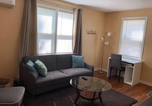 Adorable Finch Arboretum One Bedroom