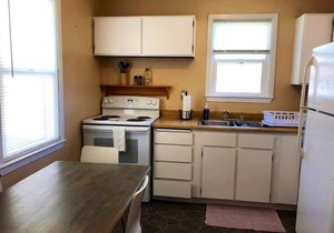 Adorable Finch Arboretum One Bedroom