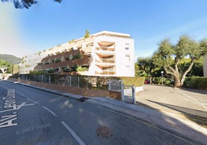 Air-Conditioned Studio with Sleeping Area and 10m² South-Facing Terrace