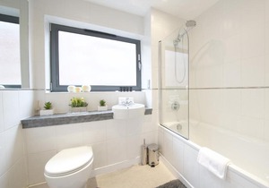 Air Host and Clean - Stylish & Cosy Apt City Centre Sleeps 6