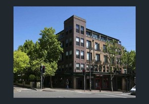 ALEX6 - peaceful 1 bedroom in heart of Crows Nest