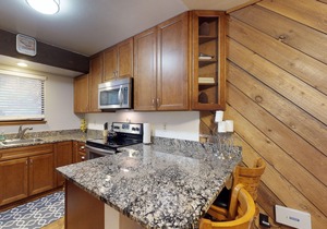 All-Seasons Condo with Deck - Walk to Pool, Hot Tub, & Huntington Lake