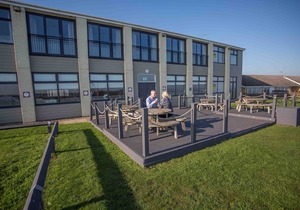 Allseasons Hotel by Tingdene