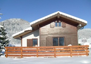 Alpine Chalet near Cafés