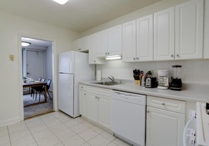 Amazing 2 Bedroom Condo At Arlington With Gym