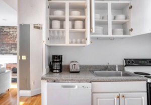 Amazing Beacon Hill 2BR w/W/D, nr Boston Common, by Blueground