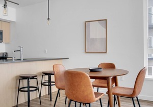 Amazing Bellevue 2BR w/Gym & W/D, near Spring District, by Blueground