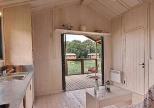 Amazing Bungalow in Ploemel with Shared Sauna