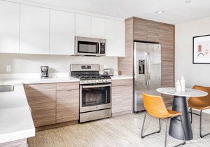 Amazing Campbell 1BR w/ Gym, Spa & W/D, walk to WF & TJ, by Blueground