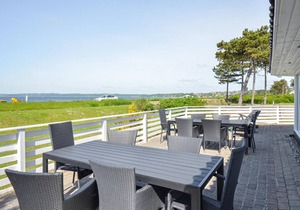 Amazing home in Ebeltoft with sauna