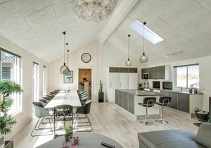 Amazing home in Glesborg with sauna