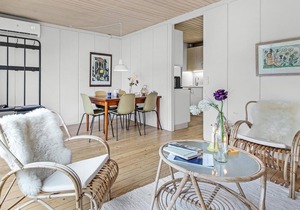 Amazing home in Gudhjem with WiFi