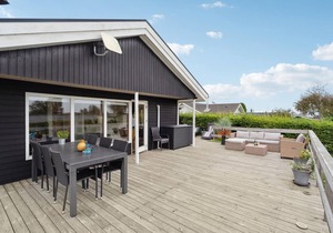Amazing home in Hejls with WiFi