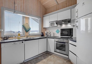 Amazing home in Hvide Sande with sauna