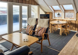 Amazing home in Hvide Sande with WiFi
