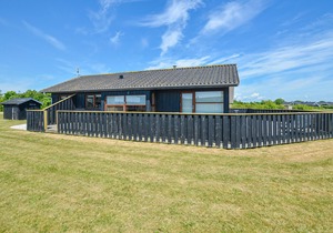 Amazing home in Sydals with WiFi