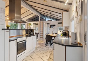 Amazing home in Væggerløse with WiFi
