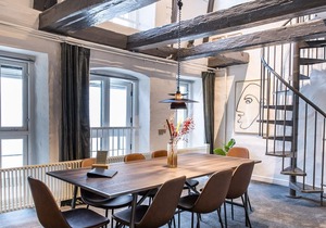 Amazing NEW Penthouse next to the Royal Palace!