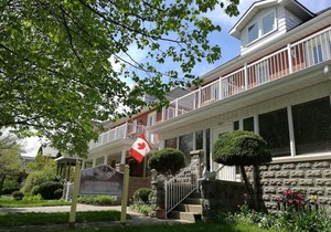 Ambassador's Inn Next Door by Elevate Rooms
