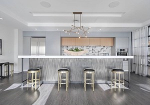 Ample Central Square 1BR w/Gym, Doorman, Roof Deck