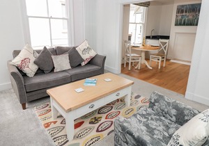 Apartment 1 @ 22 Foss Street, DARTMOUTH