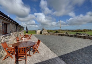 Apartment ∙ 2 bedrooms ∙ 4 guests