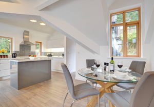 Apartment 4, The Old Stables