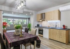 Apartment City Loft with Wi-Fi & A/C
