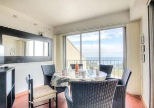 Apartment De La Plage-3 by Interhome