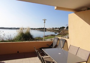 Apartment facing Lake Salonica