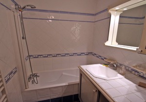 Apartment for 4/5 people - Swimming pool residence - A/C - WiFi - Near beach and city center -.