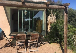 Apartment for 4 people on the ground floor, sea view, direct access to the beach