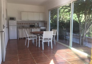 Apartment for 4 people on the ground floor, sea view, direct access to the beach